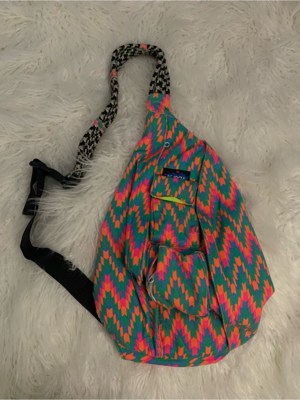 Kavu Teal Multicolor Geometric Crossbody Sling Bag